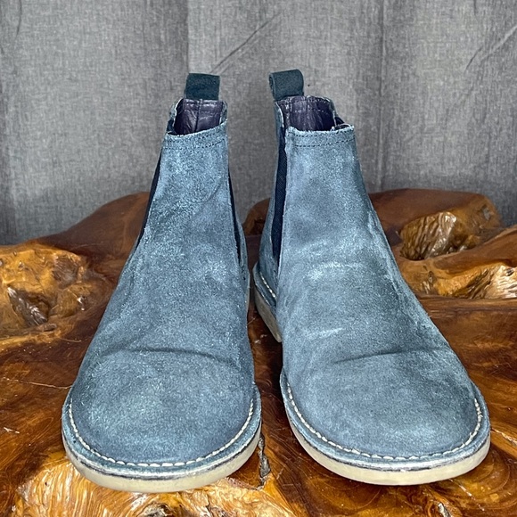 SOLD Hawke & Co Boots - Picture 3 of 9